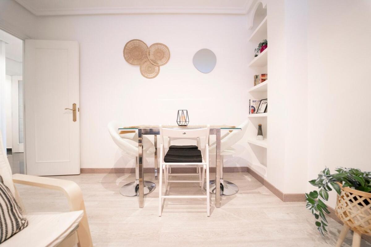 Apartamento Avenida De Castilla Gijón Esterno foto