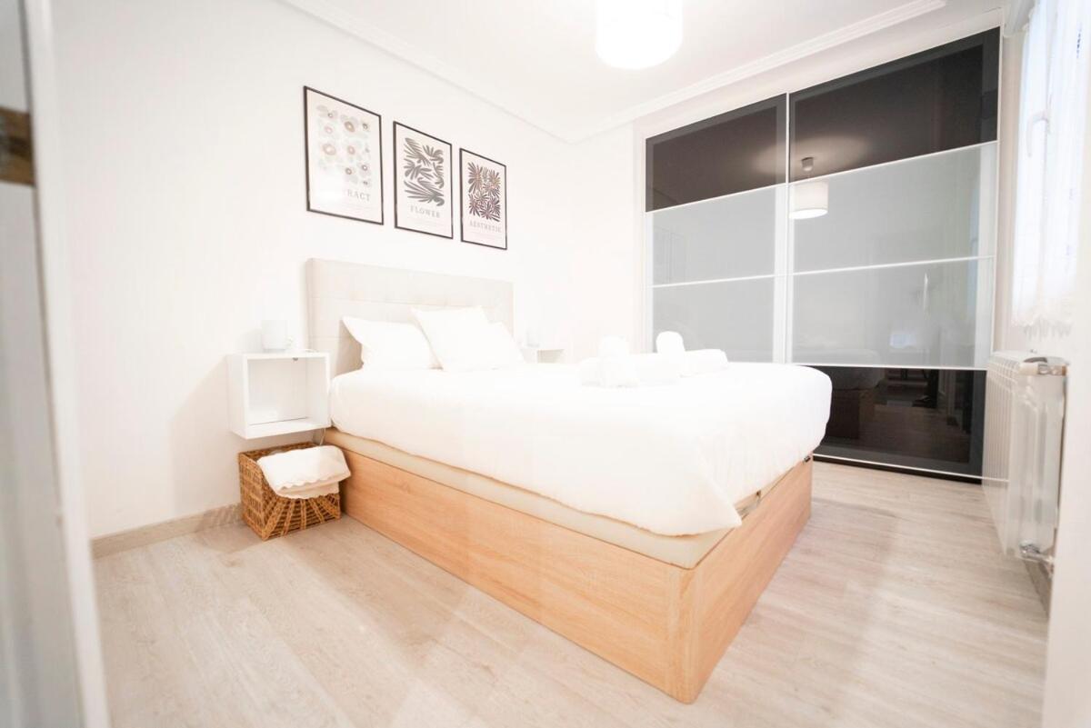 Apartamento Avenida De Castilla Gijón Esterno foto