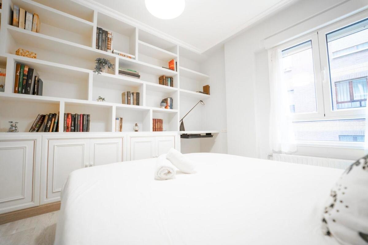 Apartamento Avenida De Castilla Gijón Esterno foto