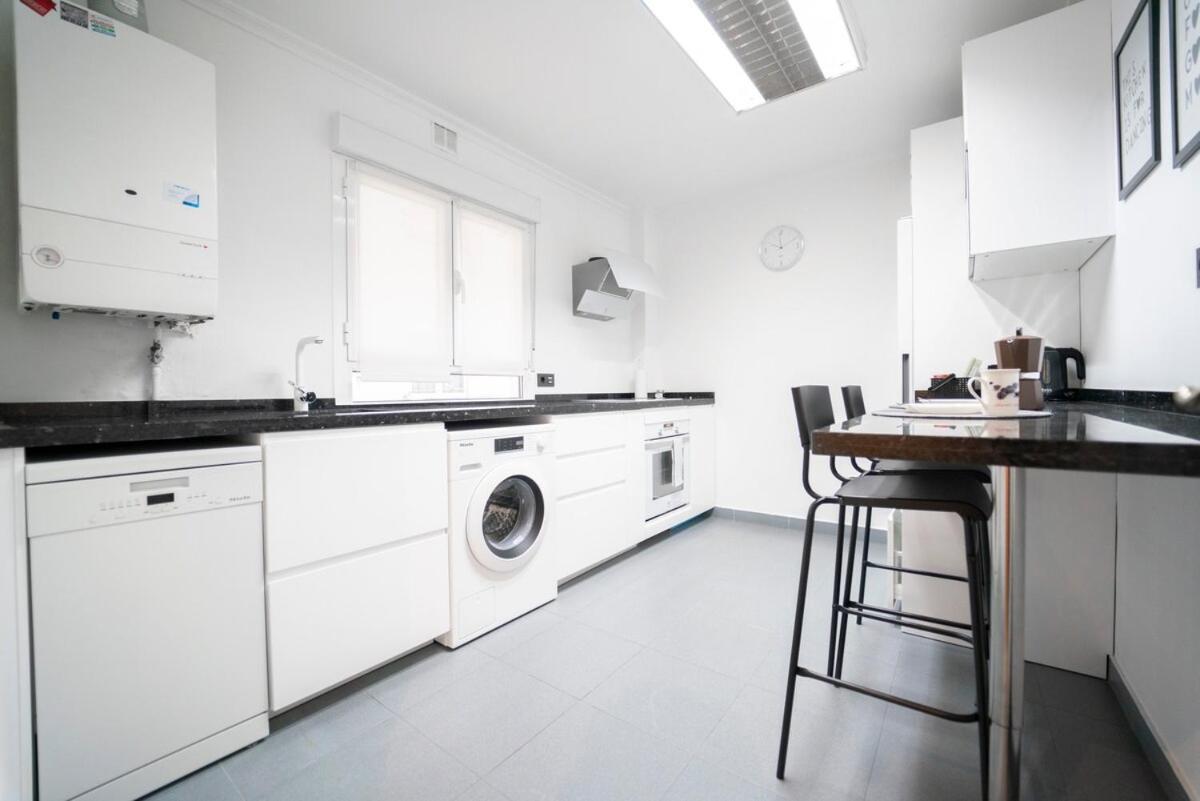 Apartamento Avenida De Castilla Gijón Esterno foto